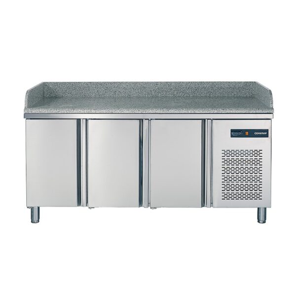 Mesa preparación pizza tres puertas 1800 mm